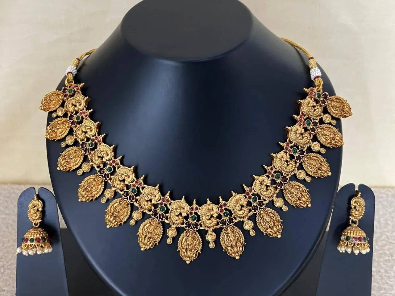 Antique Necklace with studs 023